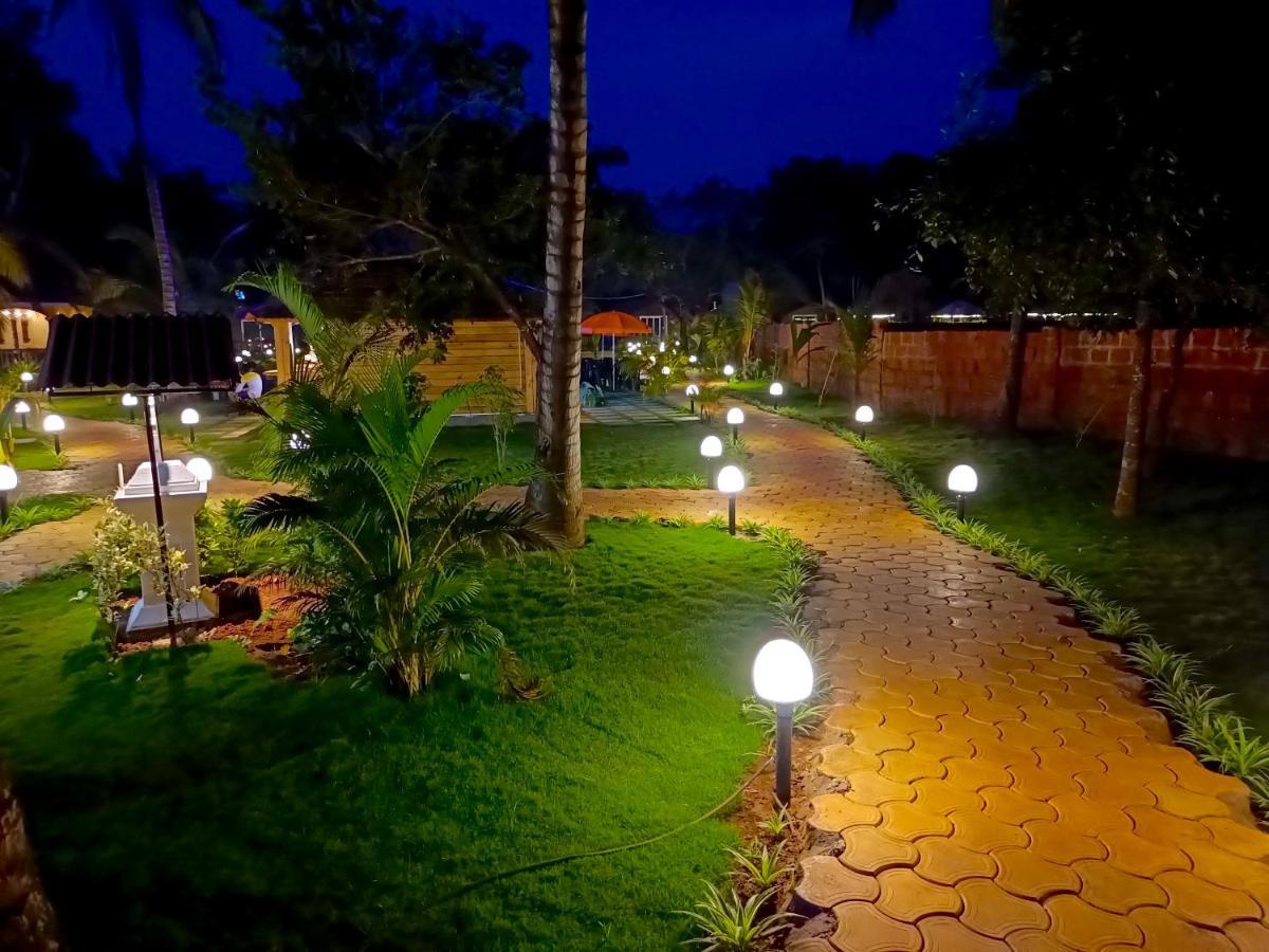 Coco Teros Resort Mandrem Exterior foto